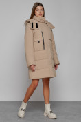 Оптом Пальто утепленное с капюшоном зимнее женское светло-коричневого цвета 52426SK в Екатеринбурге, фото 3