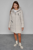 Оптом Пальто утепленное с капюшоном зимнее женское бежевого цвета 52429B, фото 10