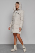 Оптом Пальто утепленное с капюшоном зимнее женское бежевого цвета 52429B в Нижнем Новгороде, фото 5