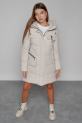 Оптом Пальто утепленное с капюшоном зимнее женское бежевого цвета 52429B, фото 9