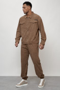 Оптом Спортивный костюм мужской модный из микровельвета бежевого цвета 55002B в Уфе, фото 2