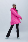 Оптом Парка женская с капюшоном розового цвета 551706R в Казани, фото 3