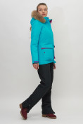 Оптом Куртка спортивная женская зимняя с мехом бирюзового цвета 551777Br в Казани, фото 3