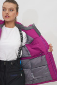 Оптом Куртка спортивная женская зимняя с мехом фиолетового цвета 551777F в Екатеринбурге, фото 10