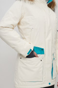 Оптом Парка женская с капюшоном и мехом зимняя белого цвета 551961Bl в Казани, фото 4