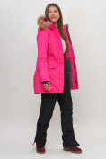 Оптом Парка женская с капюшоном и мехом зимняя розового цвета 551963R в Казани, фото 12