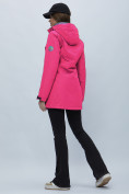 Оптом Парка женская с капюшоном розового цвета 551995R в Казани, фото 4