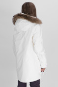 Оптом Парка женская с мехом зимняя большого размера белого цвета 552021Bl в Екатеринбурге, фото 11
