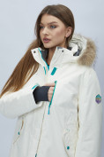 Оптом Парка женская с мехом зимняя большого размера белого цвета 552022Bl в Екатеринбурге, фото 7