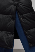 Оптом Пальто утепленное молодежное зимнее женское черного цвета 57997Ch в Нижнем Новгороде, фото 12