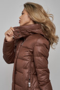Оптом Пальто утепленное молодежное зимнее женское темно-коричневого цвета 57997TK в Казани, фото 16
