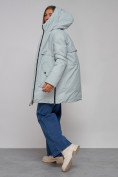Оптом Зимняя женская куртка молодежная с капюшоном бирюзового цвета 58622Br в Казани, фото 16