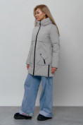 Оптом Зимняя женская куртка молодежная с капюшоном светло-серого цвета 58622SS, фото 3