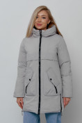 Оптом Зимняя женская куртка молодежная с капюшоном светло-серого цвета 58622SS, фото 9