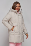 Оптом Зимняя женская куртка молодежная с капюшоном бежевого цвета 586821B в Казани, фото 7