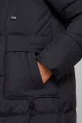Оптом Зимняя женская куртка молодежная с капюшоном черного цвета 586821Ch в Екатеринбурге, фото 10