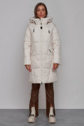 Оптом Пальто утепленное молодежное зимнее женское бежевого цвета 586826B в Новосибирске