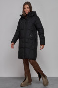Оптом Пальто утепленное молодежное зимнее женское черного цвета 586826Ch в Новосибирске, фото 2