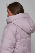 Оптом Пальто утепленное молодежное зимнее женское фиолетового цвета 586826F в Перми, фото 18