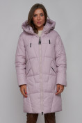 Оптом Пальто утепленное молодежное зимнее женское фиолетового цвета 586826F в Челябинске, фото 7