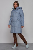Оптом Пальто утепленное молодежное зимнее женское голубого цвета 586826Gl в Нижнем Новгороде, фото 2