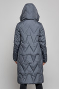 Оптом Пальто утепленное молодежное зимнее женское темно-синего цвета 586828TS в Челябинске, фото 10