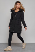 Оптом Зимняя женская куртка молодежная с капюшоном черного цвета 586832Ch в Казани, фото 3