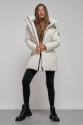 Оптом Зимняя женская куртка молодежная с капюшоном бежевого цвета 589003B в Казани, фото 13