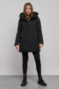 Оптом Зимняя женская куртка молодежная с капюшоном черного цвета 589003Ch в Казани