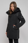 Оптом Зимняя женская куртка молодежная с капюшоном черного цвета 589003Ch в Казани, фото 13