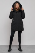 Оптом Зимняя женская куртка молодежная с капюшоном черного цвета 589003Ch в Казани, фото 5