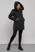 Оптом Зимняя женская куртка молодежная с капюшоном черного цвета 589003Ch в Казани, фото 6