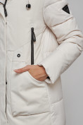Оптом Зимняя женская куртка молодежная с капюшоном бежевого цвета 589006B в Екатеринбурге, фото 10