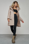 Оптом Зимняя женская куртка молодежная с капюшоном коричневого цвета 589006K в Екатеринбурге, фото 21