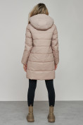 Оптом Зимняя женская куртка молодежная с капюшоном коричневого цвета 589006K в Казани, фото 4
