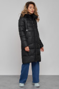 Оптом Пальто утепленное молодежное зимнее женское черного цвета 589098Ch в Омске, фото 2