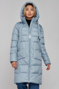 Оптом Пальто утепленное молодежное зимнее женское голубого цвета 589098Gl в Казани, фото 8