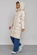 Оптом Пальто утепленное молодежное зимнее женское светло-бежевого цвета 589098SB в Санкт-Петербурге, фото 10