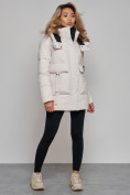 Оптом Зимняя женская куртка модная с капюшоном бежевого цвета 589827B в Екатеринбурге, фото 2