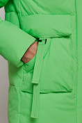 Оптом Зимняя женская куртка модная с капюшоном зеленого цвета 589827Z в Екатеринбурге, фото 11