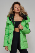 Оптом Зимняя женская куртка модная с капюшоном зеленого цвета 589827Z в Казани, фото 17