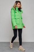 Оптом Зимняя женская куртка модная с капюшоном зеленого цвета 589827Z в Казани, фото 2
