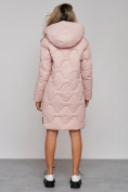 Оптом Пальто утепленное молодежное зимнее женское розового цвета 589899R в Новосибирске, фото 6