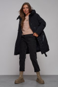 Оптом Пальто утепленное молодежное зимнее женское черного цвета 59018Ch в Уфе, фото 17