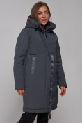 Оптом Пальто утепленное молодежное зимнее женское темно-серого цвета 59018TC в Калининграде, фото 10