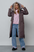 Оптом Пальто утепленное молодежное зимнее женское темно-коричневого цвета 59120TK в Алма-Ате, фото 11