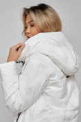 Оптом Пальто утепленное молодежное зимнее женское белого цвета 59121Bl в Казани, фото 21