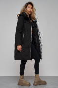 Оптом Пальто утепленное молодежное зимнее женское черного цвета 59121Ch в Перми, фото 21