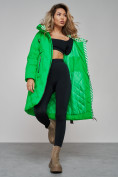 Оптом Пальто утепленное молодежное зимнее женское зеленого цвета 59121Z, фото 17