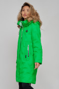 Оптом Пальто утепленное молодежное зимнее женское зеленого цвета 59121Z, фото 24